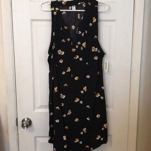 Sleeveless dress